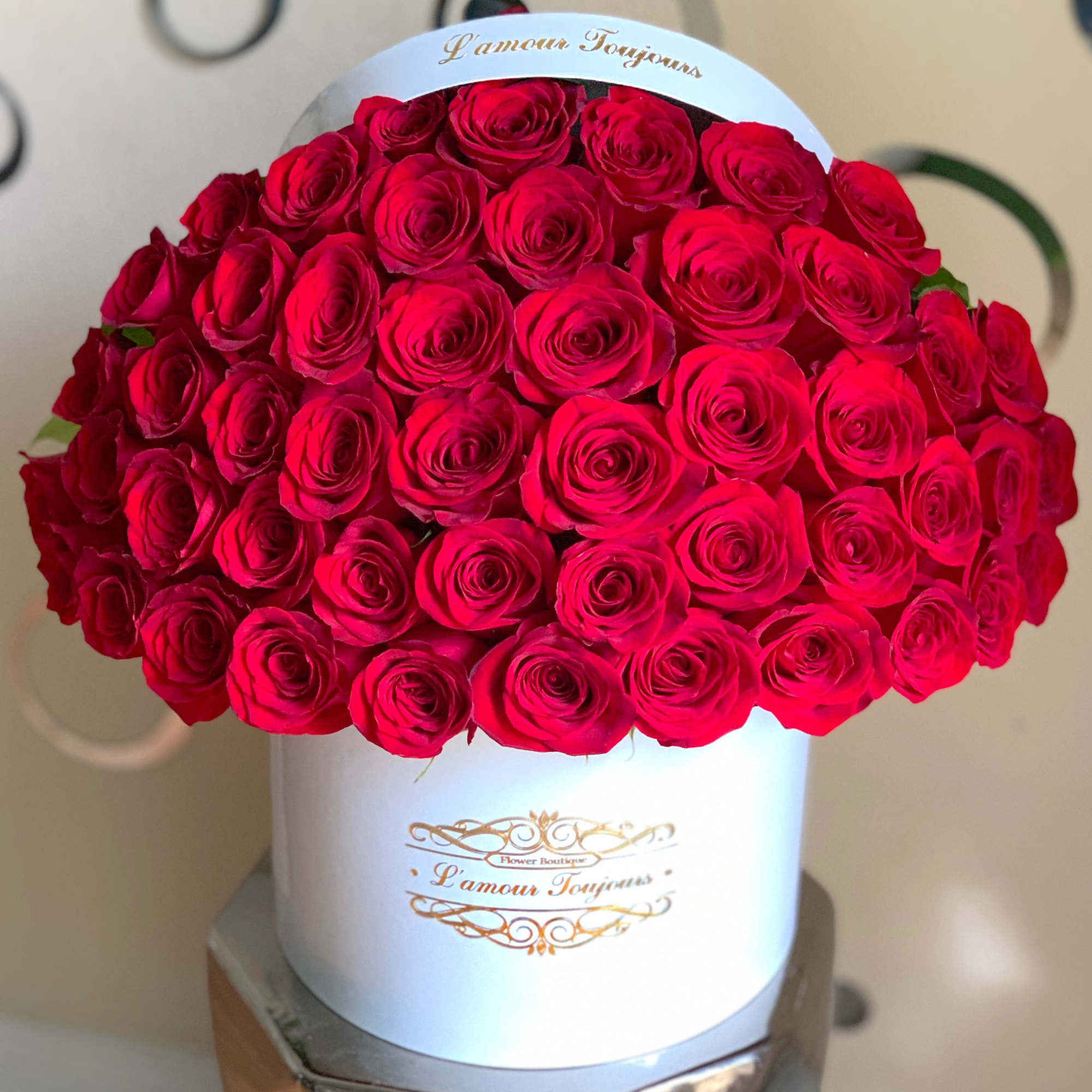 Boutique Signature Box - Los Angeles Same Day Delivery