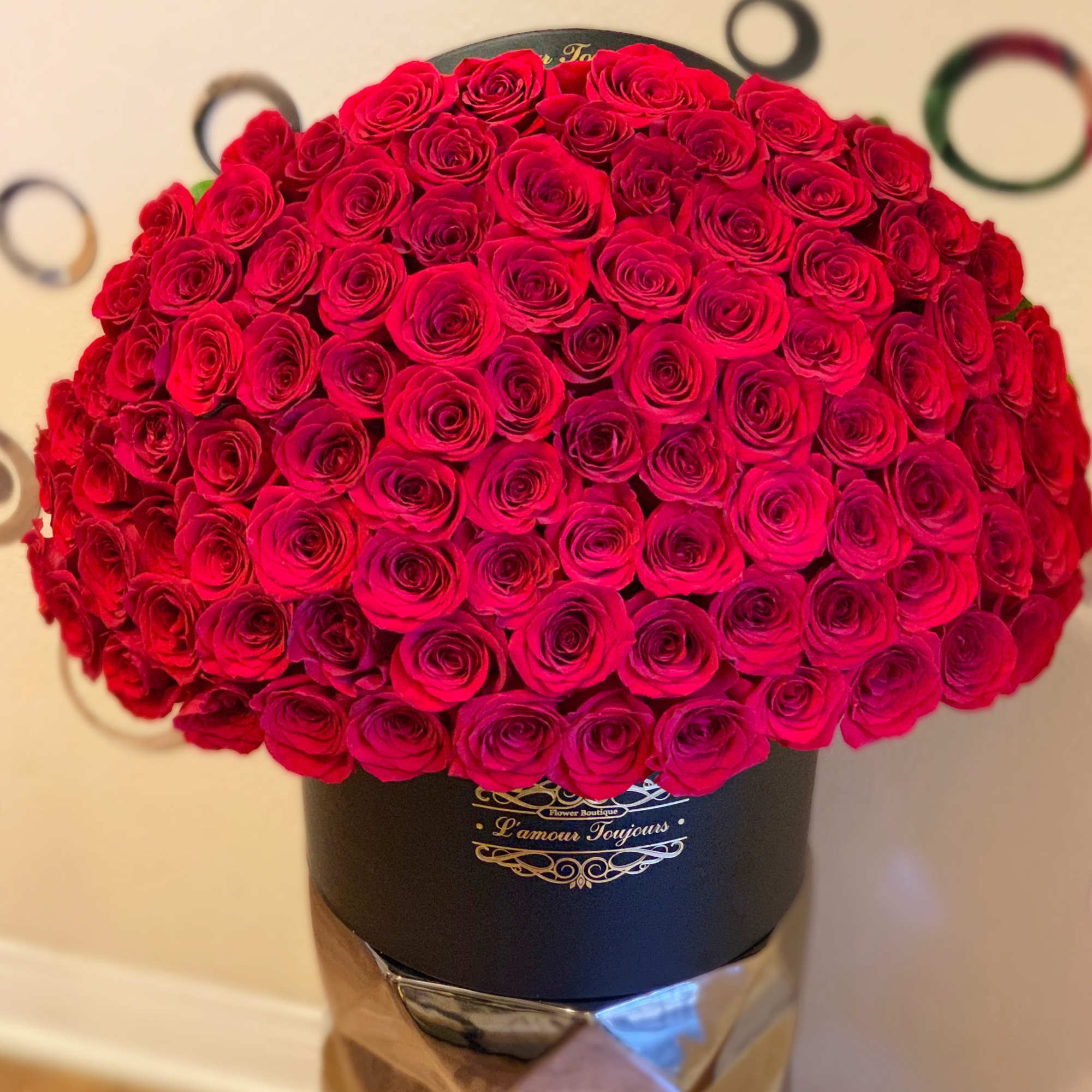 L'amour Toujours Roses Signature Box - Irvine Same Day Flower Delivery