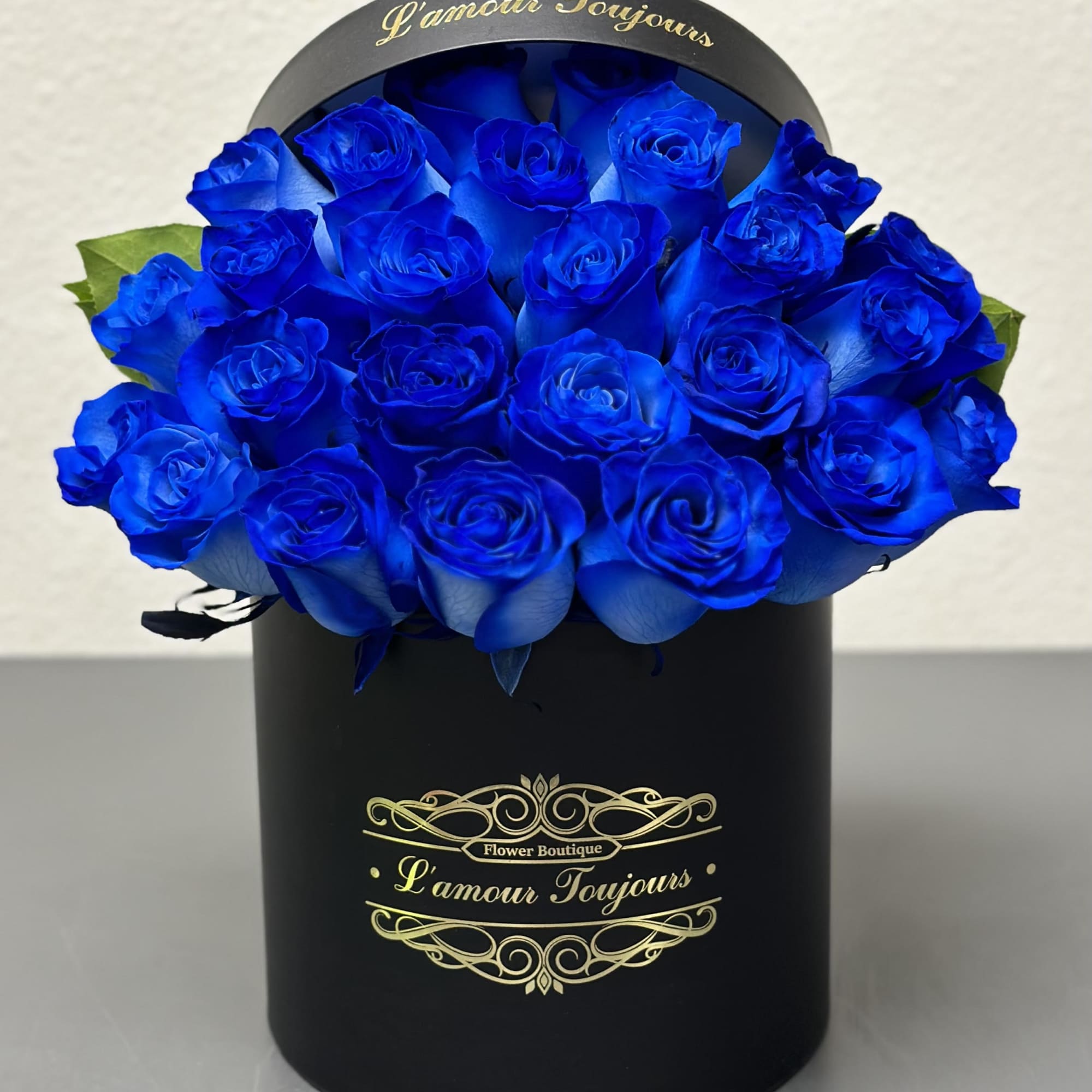 Blue Roses Signature Box