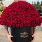 200 Premium Red Roses Signature Box