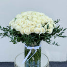 100 White Roses in a Glass