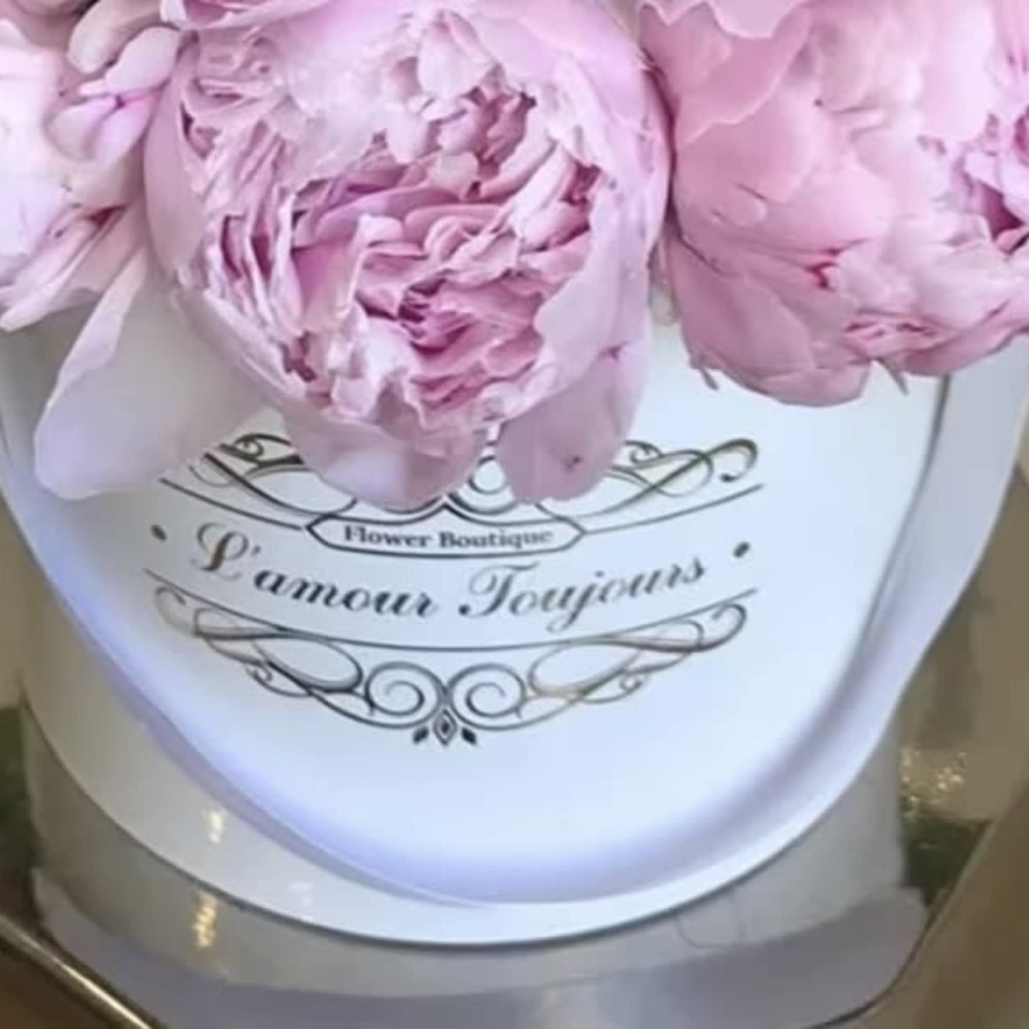 Pink Obsession Peony Signature Box