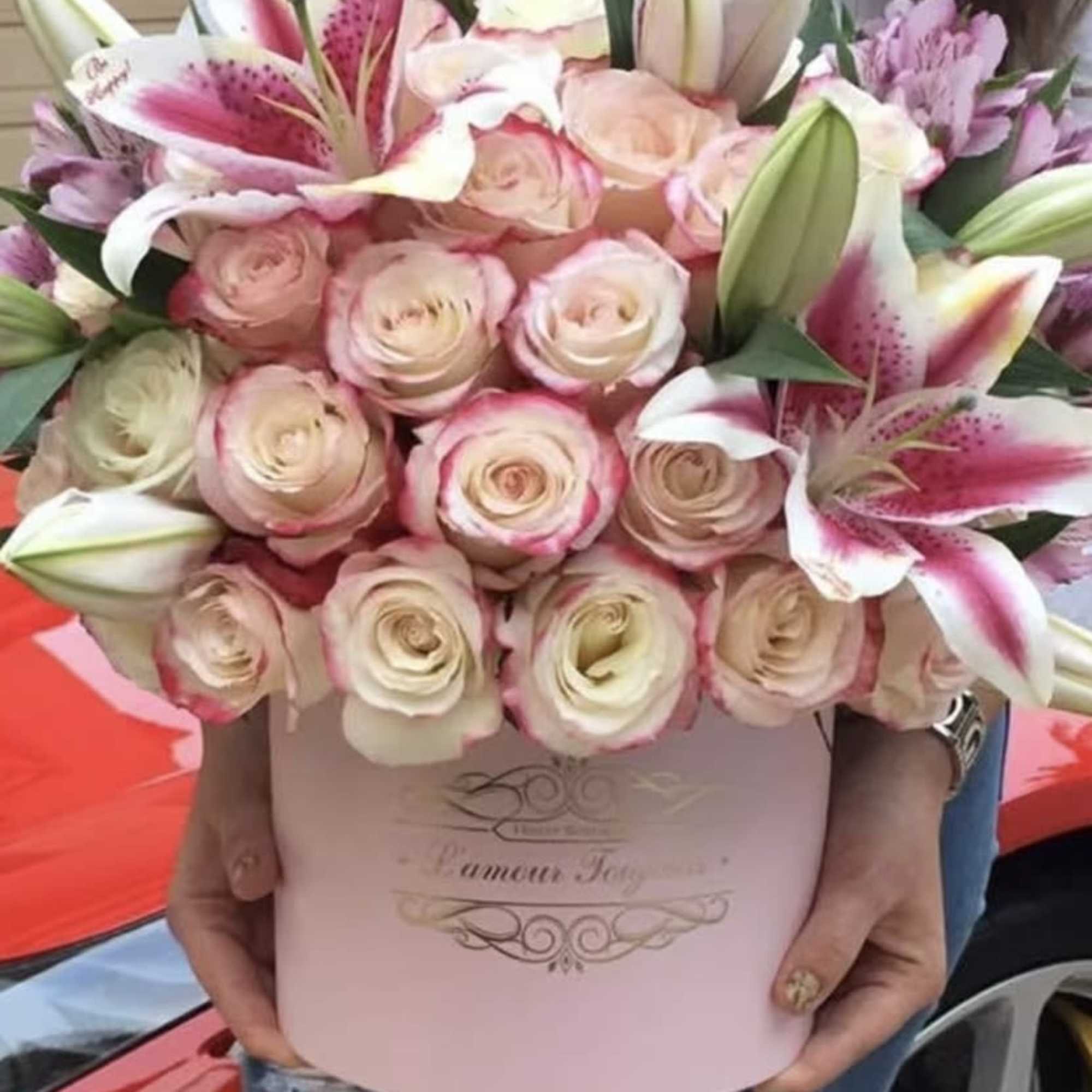 Stargazer Signature Box - Corona Del Mar Same Day Delivery